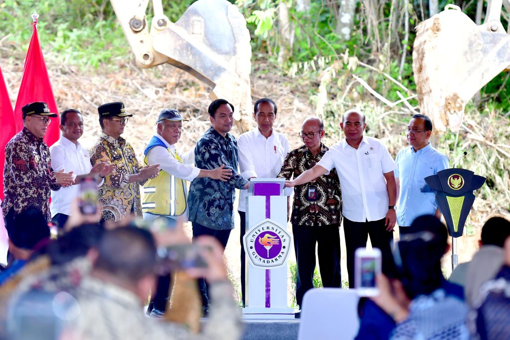 Presiden Jokowi Resmikan Pembangunan Kampus Pertama di IKN